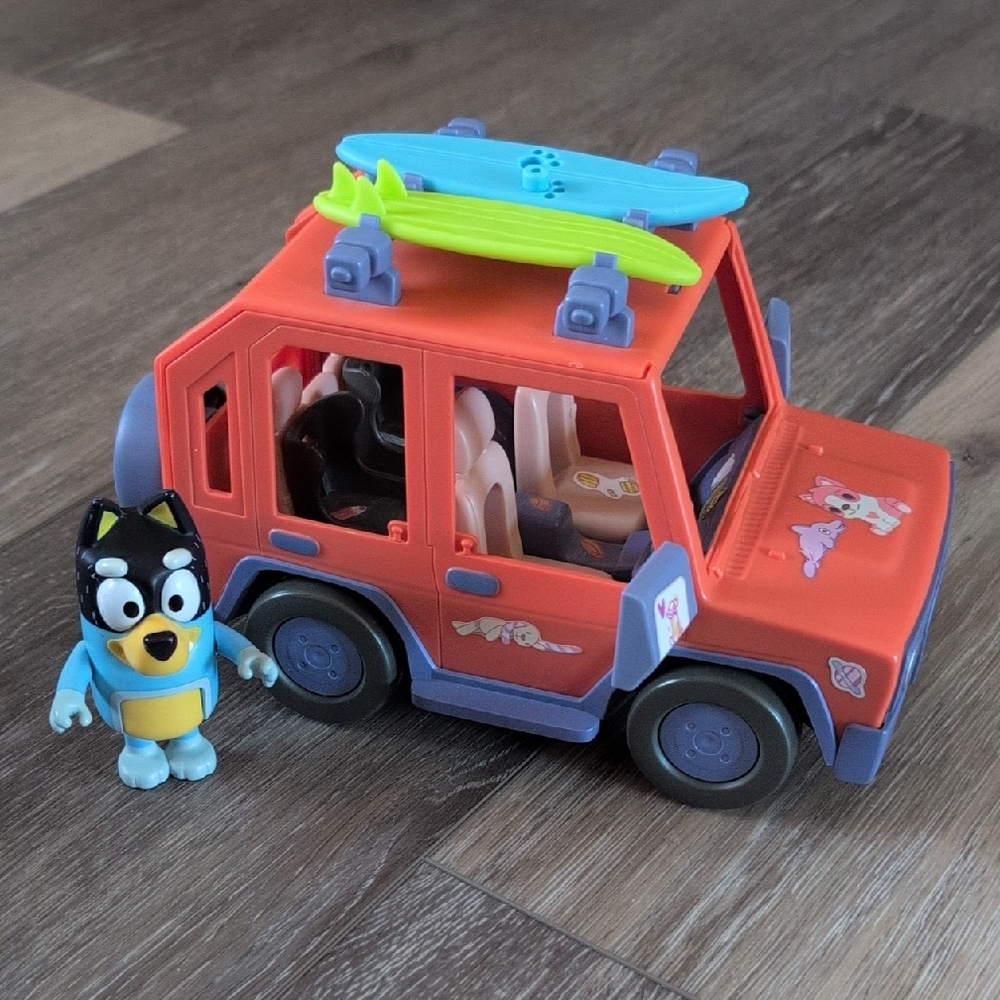 Adventure Vehicle Playset with Red Car